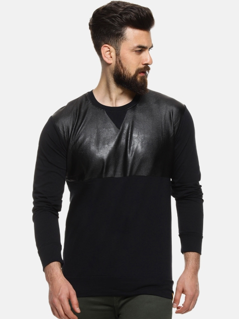 

Campus Sutra Men Black Colourblocked Round Neck T-shirt