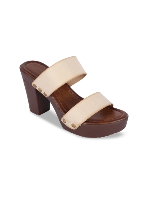 

Sole To Soul Women Beige Solid Heels