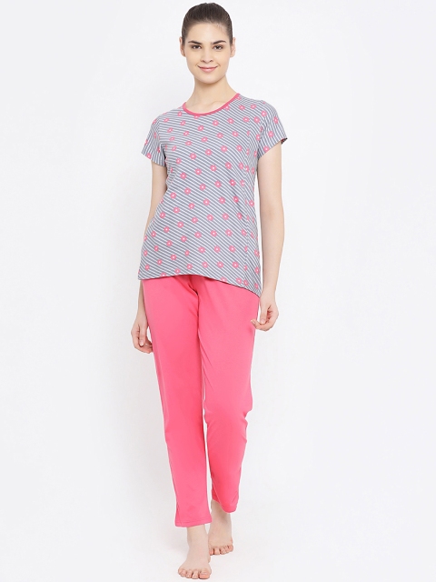 

Kanvin Women Grey & Fuchsia Pink Printed Night Suit