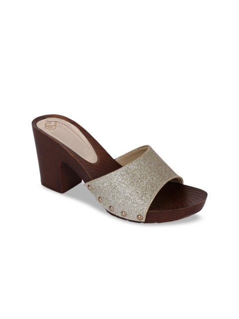 

Sole To Soul Women Silver-Toned Shimmer Block Heels