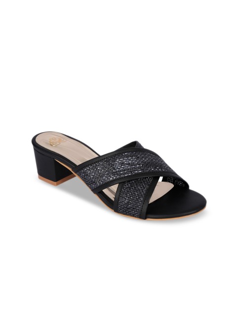 

Sole To Soul Women Black Woven Design Heels