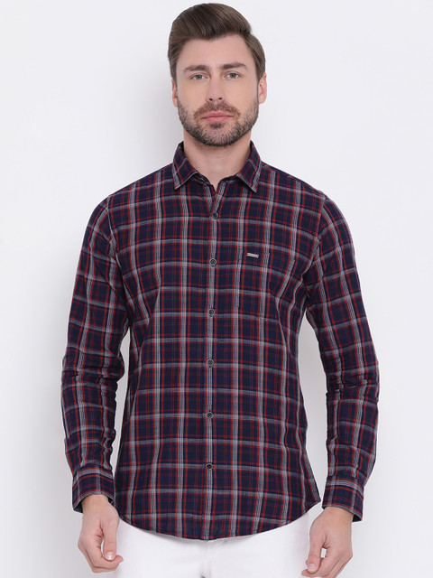

Monte Carlo Men Navy Blue & White Slim Fit Checked Casual Shirt