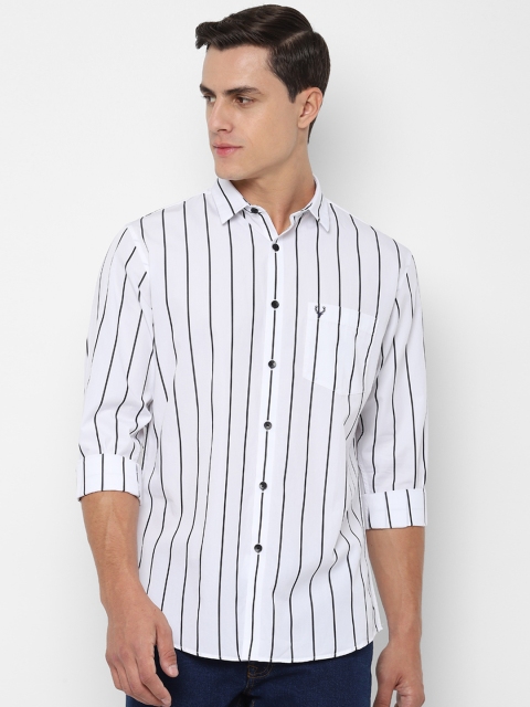 

Allen Solly Men White & Black Sport Slim Fit Striped Casual Shirt