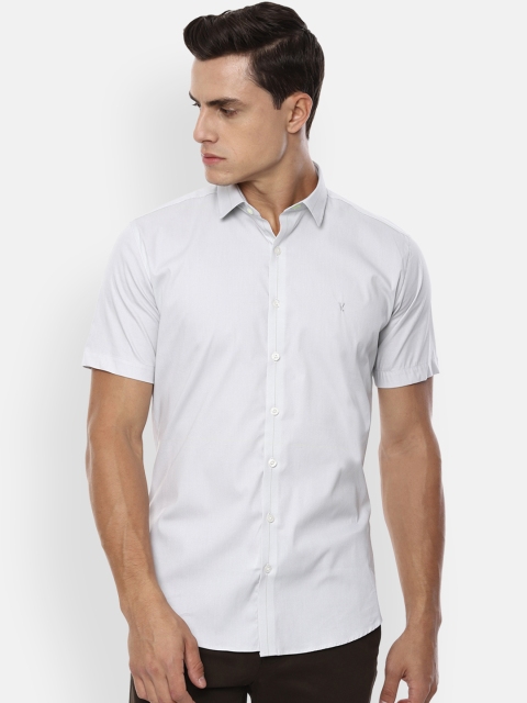 

V Dot Men White Skinny Fit Solid Casual Shirt