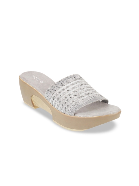 

Metro Women Grey Woven Design Heels