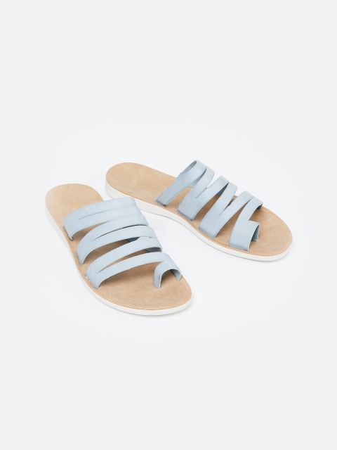

Ginger by Lifestyle Women Blue Solid One Toe Flats