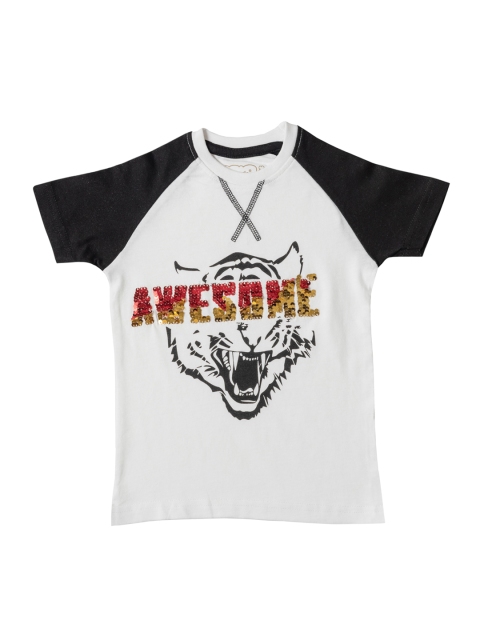 

Kid Studio Boys White Printed Round Neck Pure Cotton T-shirt
