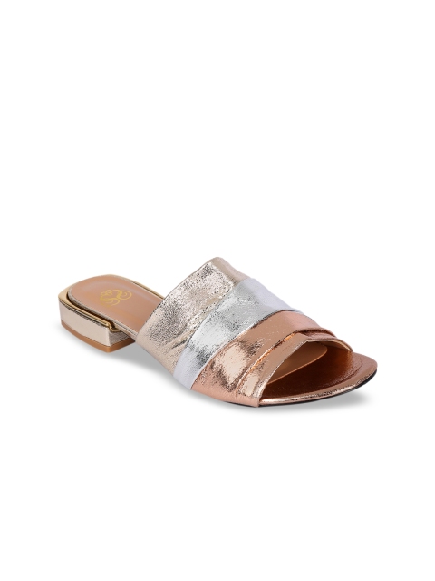 

Sole To Soul Women Gold-Toned Colourblocked Heels