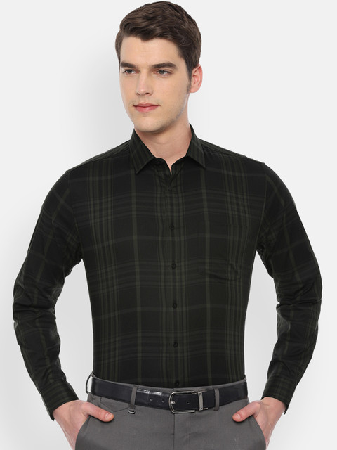 

Van Heusen Men Black Slim Fit Checked Formal Shirt