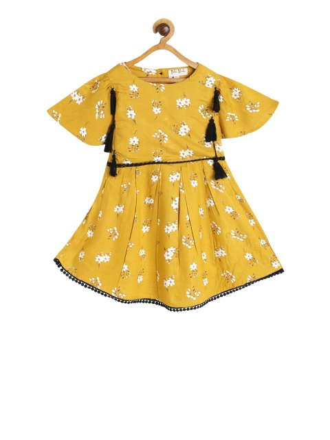 

Bella Moda Girls Yellow Printed Fit and Flare Dress