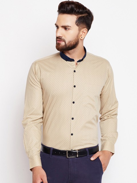

Hancock Men Beige & Navy Blue Slim Fit Printed Formal Shirt