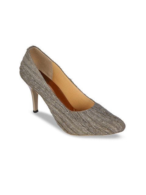

Sole To Soul Women Gold-Toned Textured Pumps