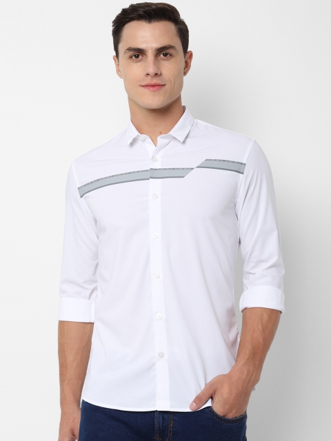 

Solly Jeans Co. Men White Slim Fit Striped Casual Shirt
