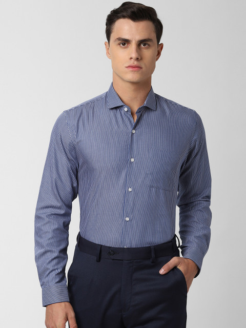 

Peter England Men Blue & White Slim Fit Striped Formal Shirt