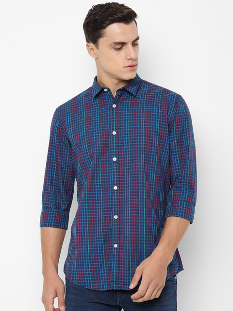 

Solly Jeans Co. Men Navy Blue & Red Regular Fit Checked Casual Shirt