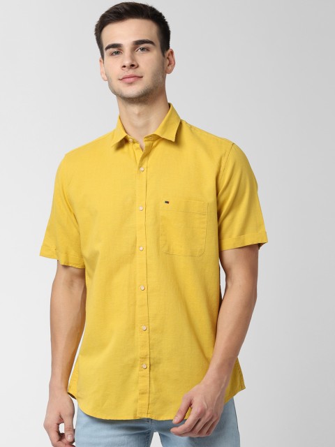 

Peter England Casuals Men Yellow Slim Fit Solid Casual Shirt