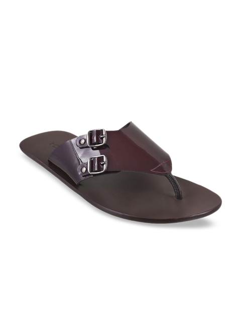 

Metro Men Maroon Leather Comfort Sandals