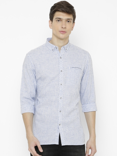 

AweTRend Men Blue & Off-White Slim Fit Checked Casual Shirt