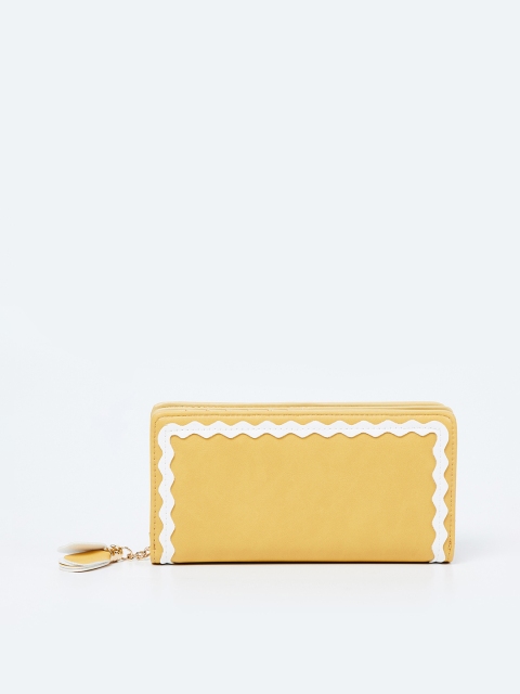 

Ginger by Lifestyle Women Yellow Solid Three Fold Wallet