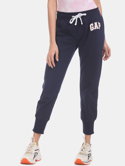 

GAP Women's Logo Carbonized Joggers, Navy blue