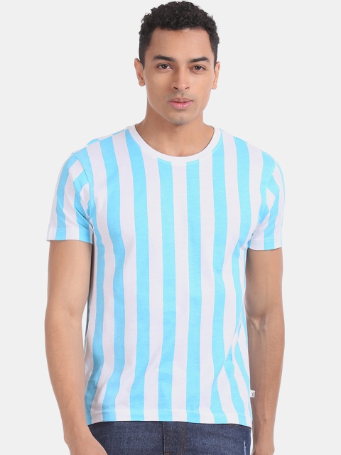 

Aeropostale Men Blue Striped Round Neck Pure Cotton T-shirt