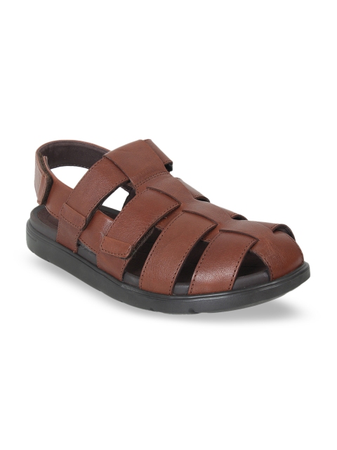 

Clarks Men Brown Leather Sandals