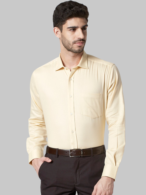 

Park Avenue Men Yellow Regular Fit Self Design Formal Shirt