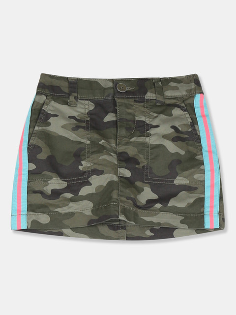 

GAP Girls Olive Green & Black Camouflage Print Mini Straight Skirt with Side Stripe Detail