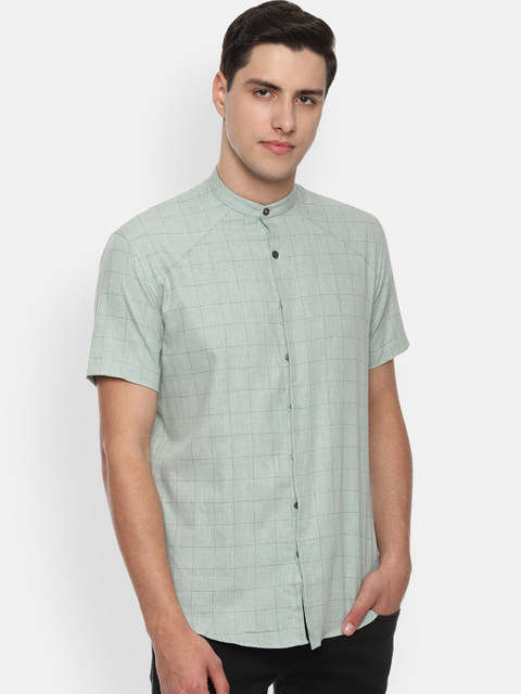 

V Dot Men Green Slim Fit Checked Casual Shirt