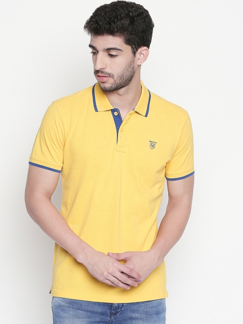 

Mufti Men Yellow Solid Polo Collar T-shirt