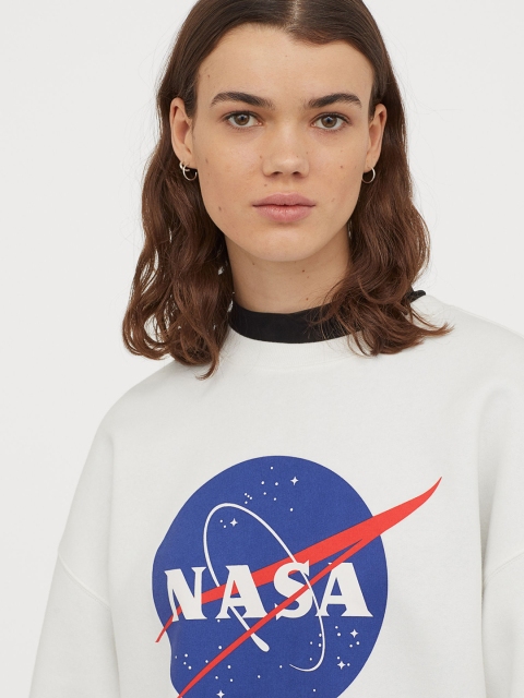 

H&M Women White Printed Sweatshirt