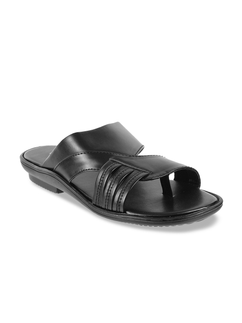 

WALKWAY Men Black Solid Sandals