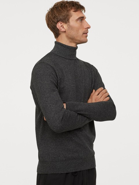 

H&M Men Grey Solid Fine-Knit Polo-Neck Jumper