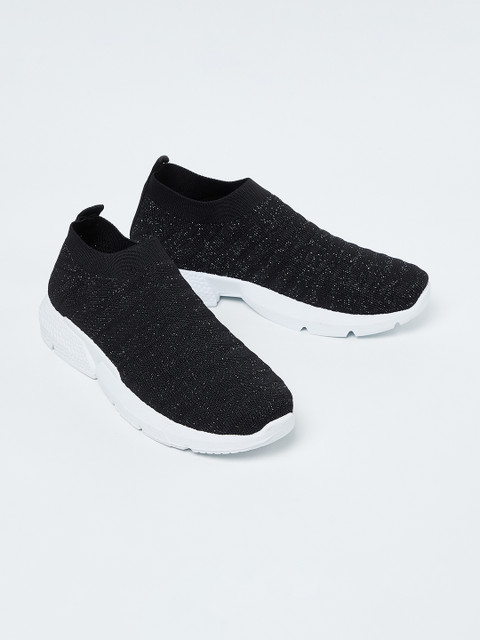 

Ginger by Lifestyle Women Black Slip-On Sneakers