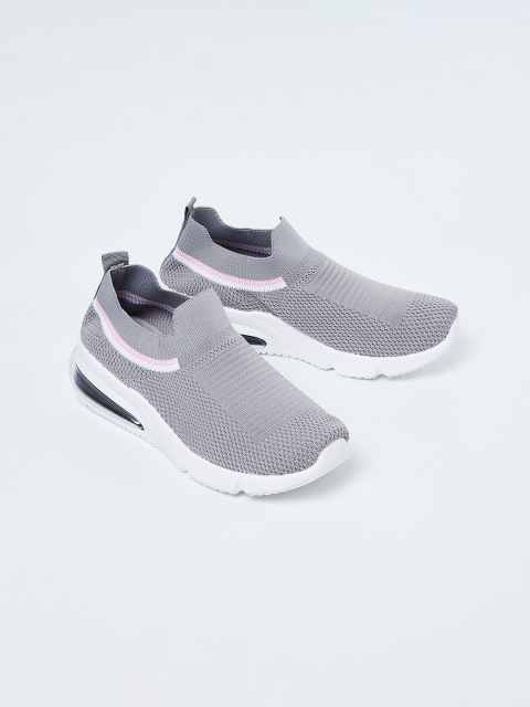 

Ginger by Lifestyle Women Grey & White Colourblocked Slip-On Sneakers