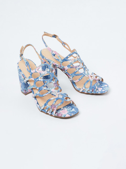 

Ginger by Lifestyle Women Blue & Pink Printed Block Heels