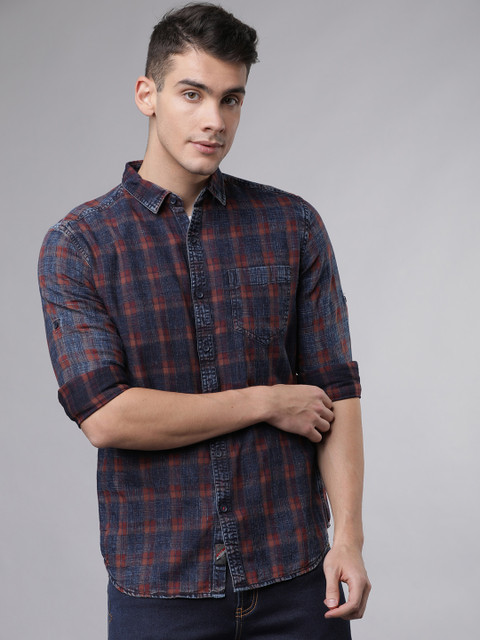 

LOCOMOTIVE Men Blue & Rust Brown Slim Fit Checked Casual Shirt
