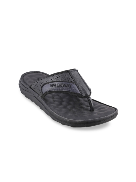 

WALKWAY Men Black Textured Sandals