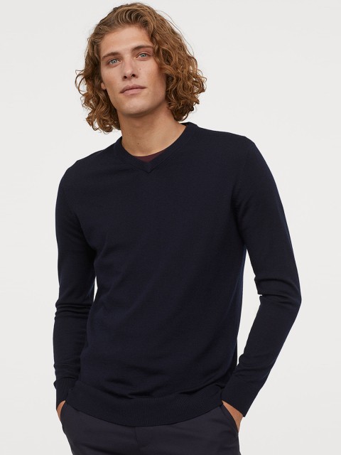 

H&M Men Blue Solid V-neck Merino Wool Jumper