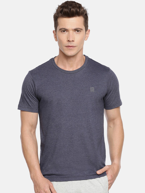 

F A S O Men Blue Solid Round Neck T-shirt