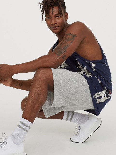 

H&M Men Navy Blue & White Printed Patterned Vest Top