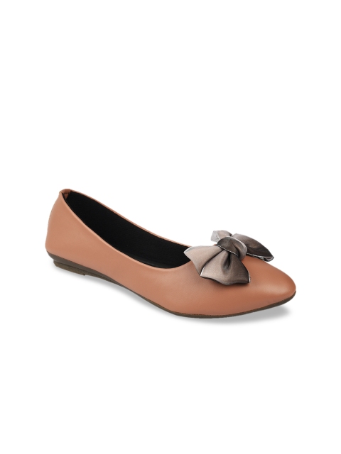 

WOMENS BERRY Women Tan Brown Solid Ballerinas
