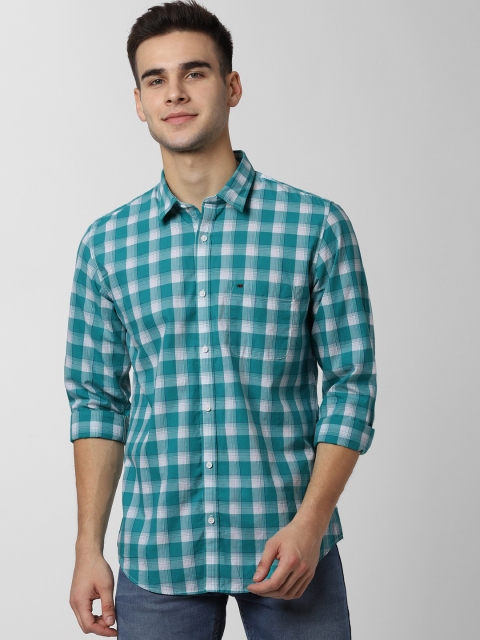 

Peter England Casuals Men Green & White Slim Fit Checked Casual Shirt
