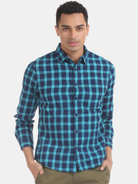 

Cherokee Men Blue Regular Fit Checked Casual Shirt