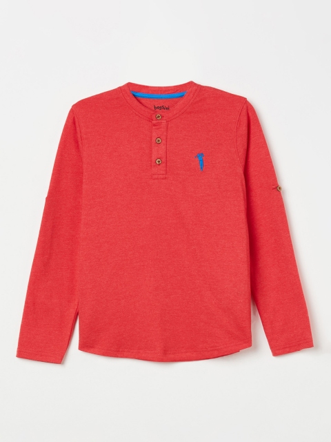 

Bossini Boys Red Solid Mandarin Collar T-shirt