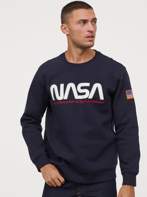 

H&M Men Navy Blue Printed Sweatshirt With Motifs