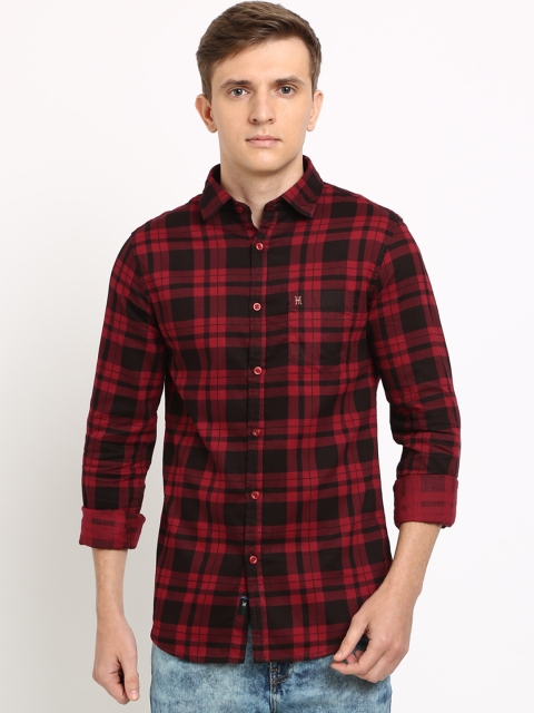 

TED HARBOR Men Black & Red Slim Fit Checked Casual Shirt