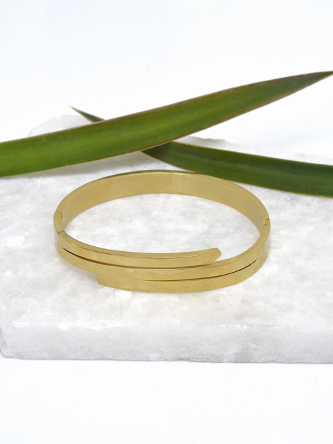 

Tistabene Men Gold-Plated Bracelet