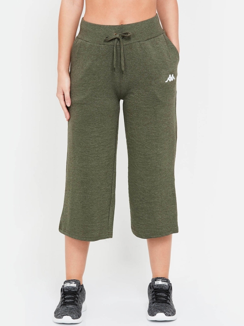 

Kappa Women Olive Green Solid Regular Fit Sports Capris