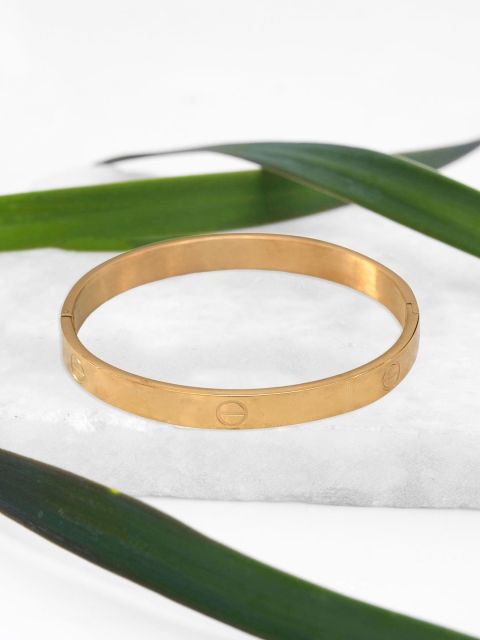 

Tistabene Men Gold-Plated Alloy Cuff Bracelet